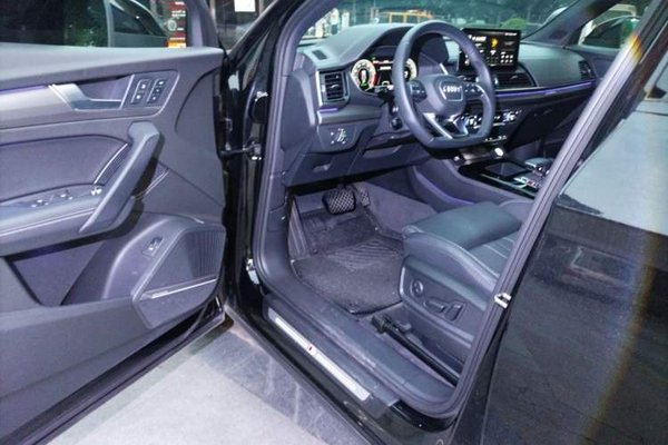 Audi Q5L 2022, 37800 км, за 27363 USD - фото 26