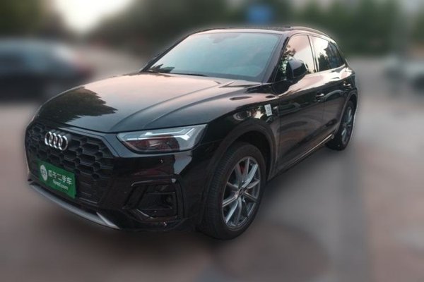 Audi Q5L · 2022 год