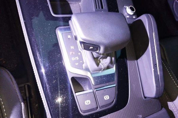 Audi Q5L 2022, 37800 км, за 27363 USD - фото 24