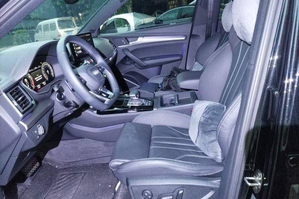Audi Q5L 2022, 37800 км, за 27363 USD - фото 25