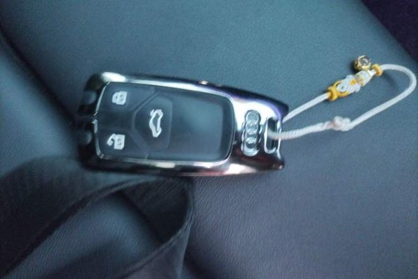 Audi Q5L 2022, 37800 км, за 27363 USD