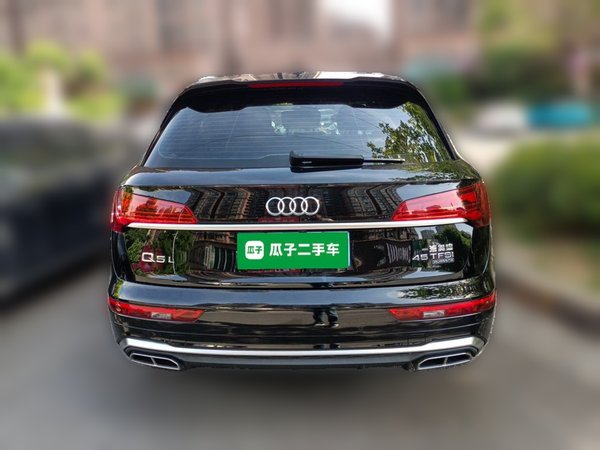 Audi Q5L 2022, 40599 км, за 33176 USD