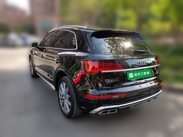 Audi Q5L 2022, 40599 км, за 33176 USD