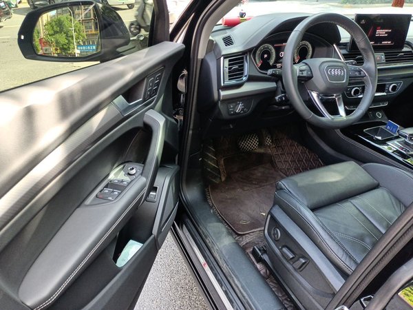 Audi Q5L 2022, 40599 км, за 33176 USD - фото 17