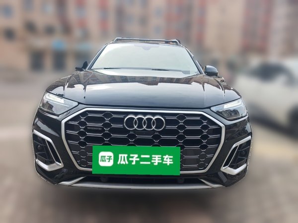 Audi Q5L 2022, 64100 км, за 27804 USD