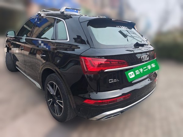 Audi Q5L 2022, 64100 км, за 27804 USD