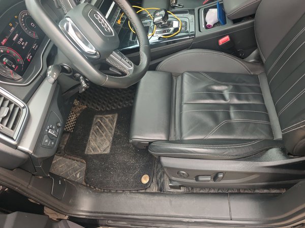 Audi Q5L 2022, 64100 км, за 27804 USD - фото 16