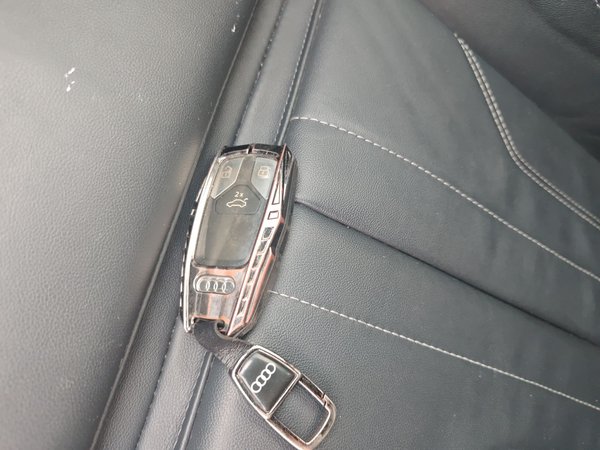 Audi Q5L 2022, 64100 км, за 27804 USD - фото 9