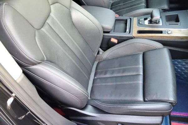 Audi Q5L 2022, 76900 км, за 29924 USD - фото 28