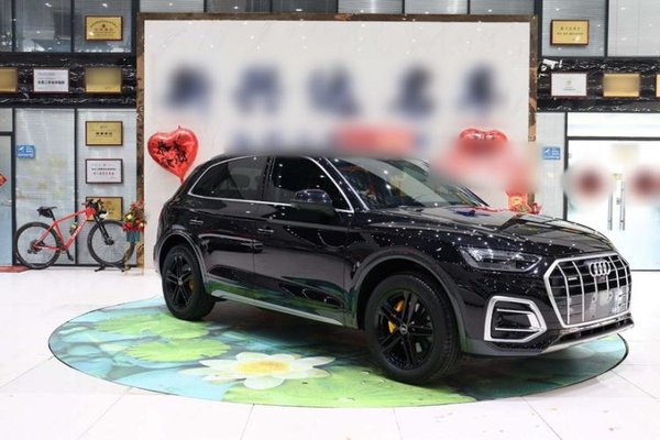 Audi Q5L 2022, 82900 км, за 28489 USD