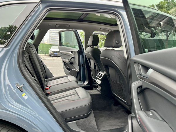 Audi Q5L 2022, 59800 км, за 30966 USD - фото 25