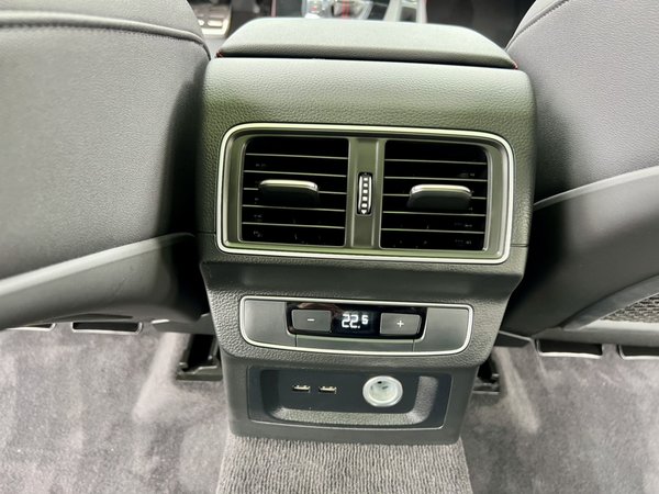Audi Q5L 2022, 59800 км, за 30966 USD - фото 24
