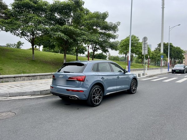 Audi Q5L 2022, 59800 км, за 30966 USD - фото 8