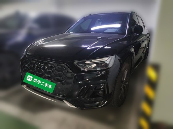 Audi Q5L · 2023 год