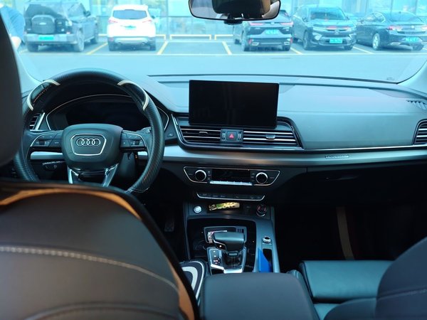 Audi Q5L 2023, 71300 км, за 29865 USD - фото 10
