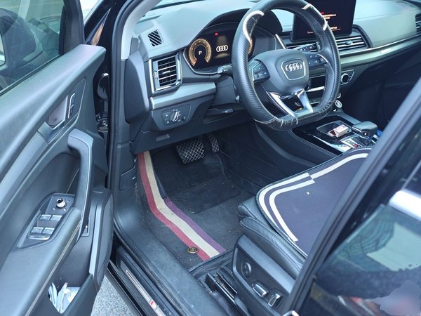 Audi Q5L 2023, 71300 км, за 29865 USD - фото 17