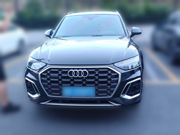 Audi Q5L 2023, 71300 км, за 29865 USD