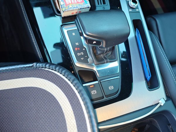 Audi Q5L 2023, 71300 км, за 29865 USD - фото 15