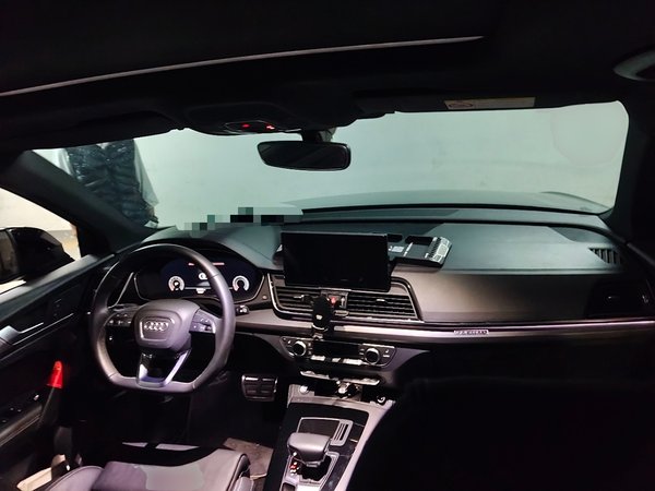 Audi Q5L 2023, 22500 км, за 34637 USD - фото 9