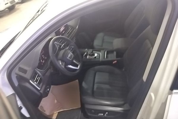 Audi Q5L 2023, 29400 км, за 33799 USD - фото 22