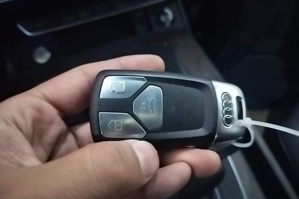 Audi Q5L 2023, 29400 км, за 33799 USD - фото 27