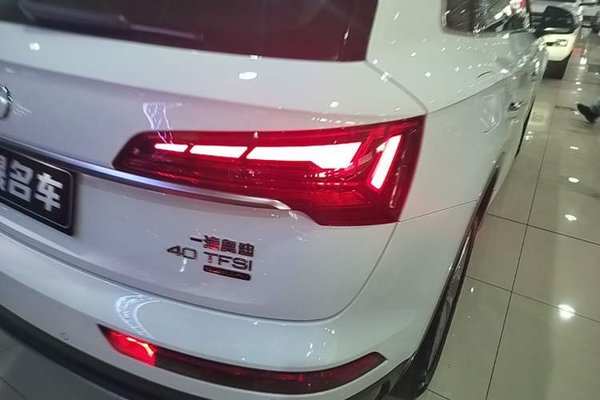Audi Q5L 2023, 29400 км, за 33799 USD - фото 10