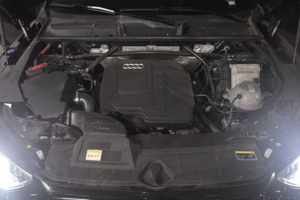 Audi Q5L 2024, 17700 км, за 31841 USD - фото 21