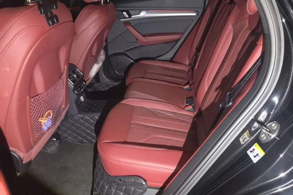 Audi Q5L 2024, 17700 км, за 31841 USD - фото 17