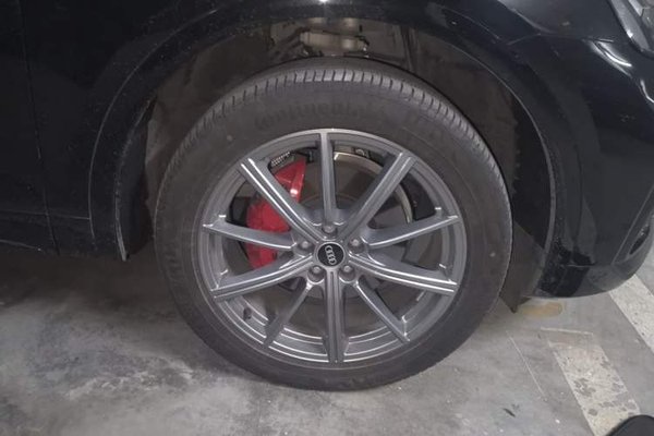 Audi Q5L 2024, 17700 км, за 31841 USD - фото 8