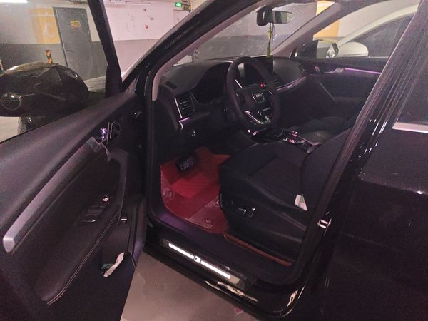 Audi Q5L 2025, 3700 км, за 31226 USD - фото 17