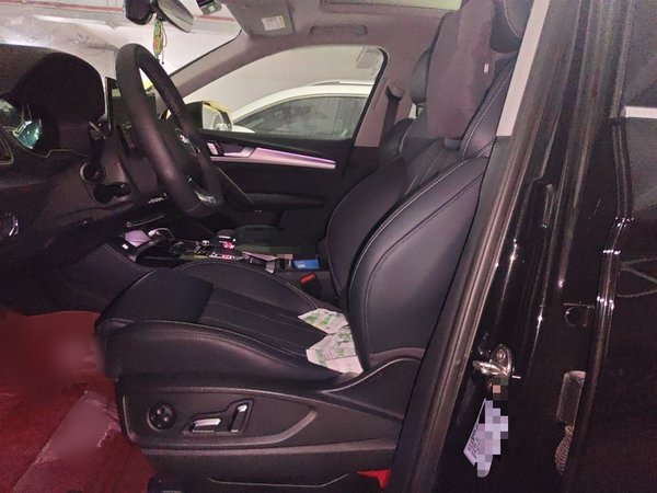 Audi Q5L 2025, 3700 км, за 31226 USD - фото 16