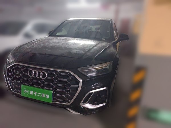 Audi Q5L · 2025 год