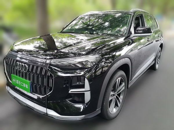 Audi Q6 · 2025 год