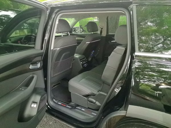 Audi Q6 2025, 800 км, за 45635 USD - фото 18