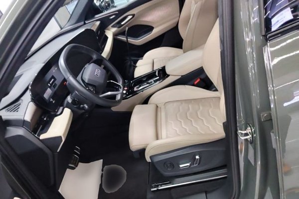 Audi Q6L e-tron 2026, 5500 км, за 43796 USD - фото 22