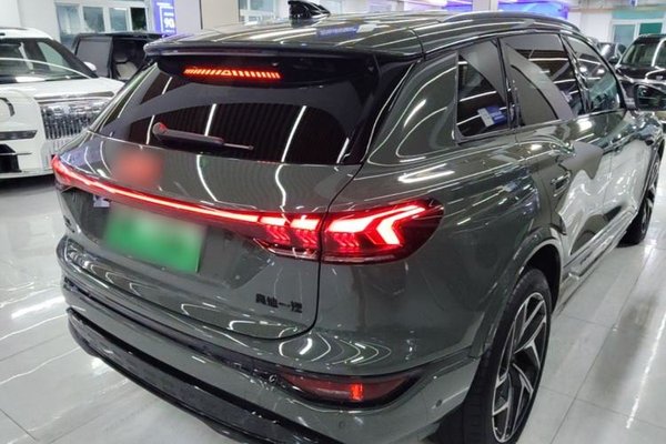 Audi Q6L e-tron 2026, 5500 км, за 43796 USD - фото 6