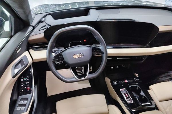 Audi Q6L e-tron 2026, 5500 км, за 43796 USD - фото 18