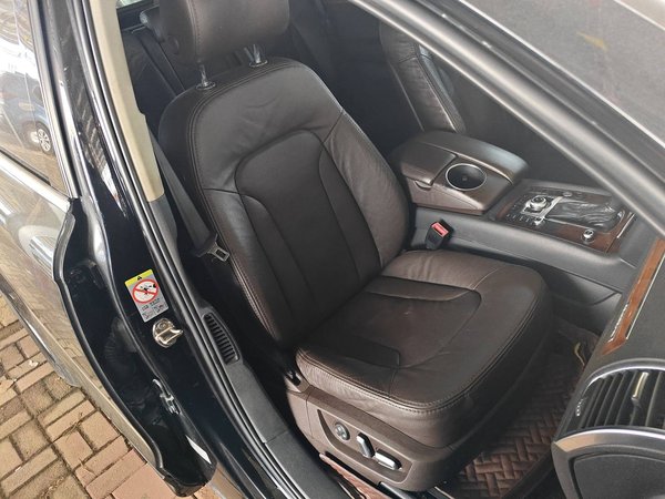 Audi Q7 2015, 149300 км, за 12015 USD - фото 20