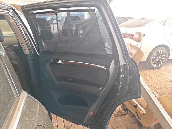 Audi Q7 2015, 149300 км, за 12015 USD - фото 16