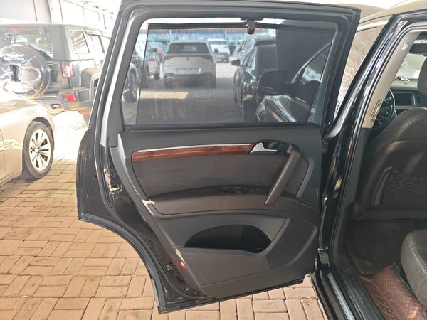 Audi Q7 2015, 149300 км, за 12015 USD - фото 18