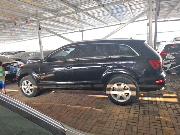 Audi Q7 2015, 149300 км, за 12015 USD - фото 25