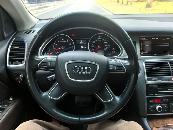 Audi Q7 2015, 159600 км, за 15871 USD - фото 10