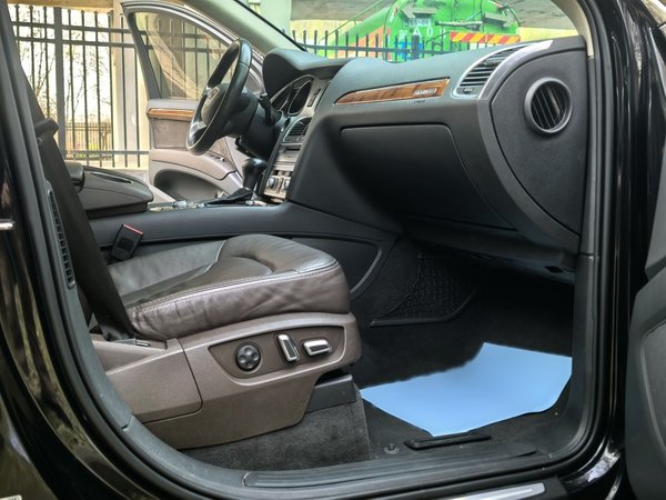 Audi Q7 2015, 159600 км, за 15871 USD - фото 22