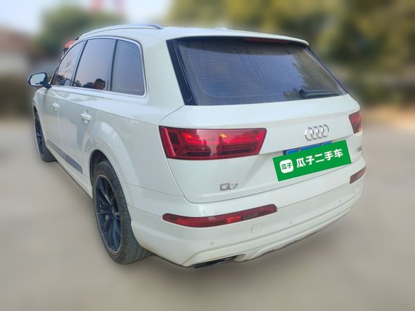 Audi Q7 2018, 137900 км, за 25389 USD