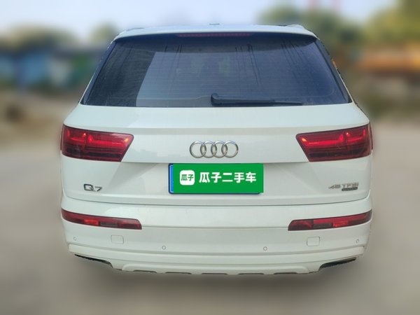 Audi Q7 2018, 137900 км, за 25389 USD
