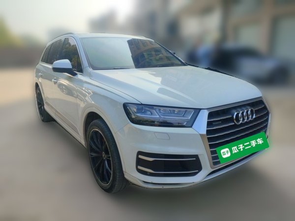 Audi Q7 2018, 137900 км, за 25389 USD