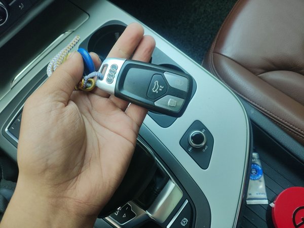 Audi Q7 2018, 137900 км, за 25389 USD - фото 9