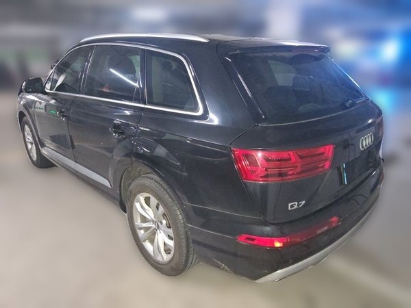 Audi Q7 2019, 85200 км, за 28495 USD