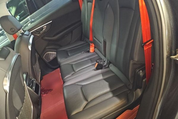 Audi Q7 2022, 73600 км, за 47898 USD - фото 20