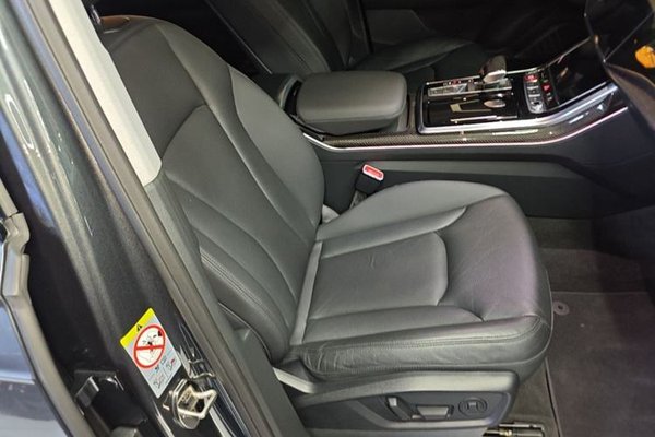 Audi Q7 2022, 73600 км, за 47898 USD - фото 19